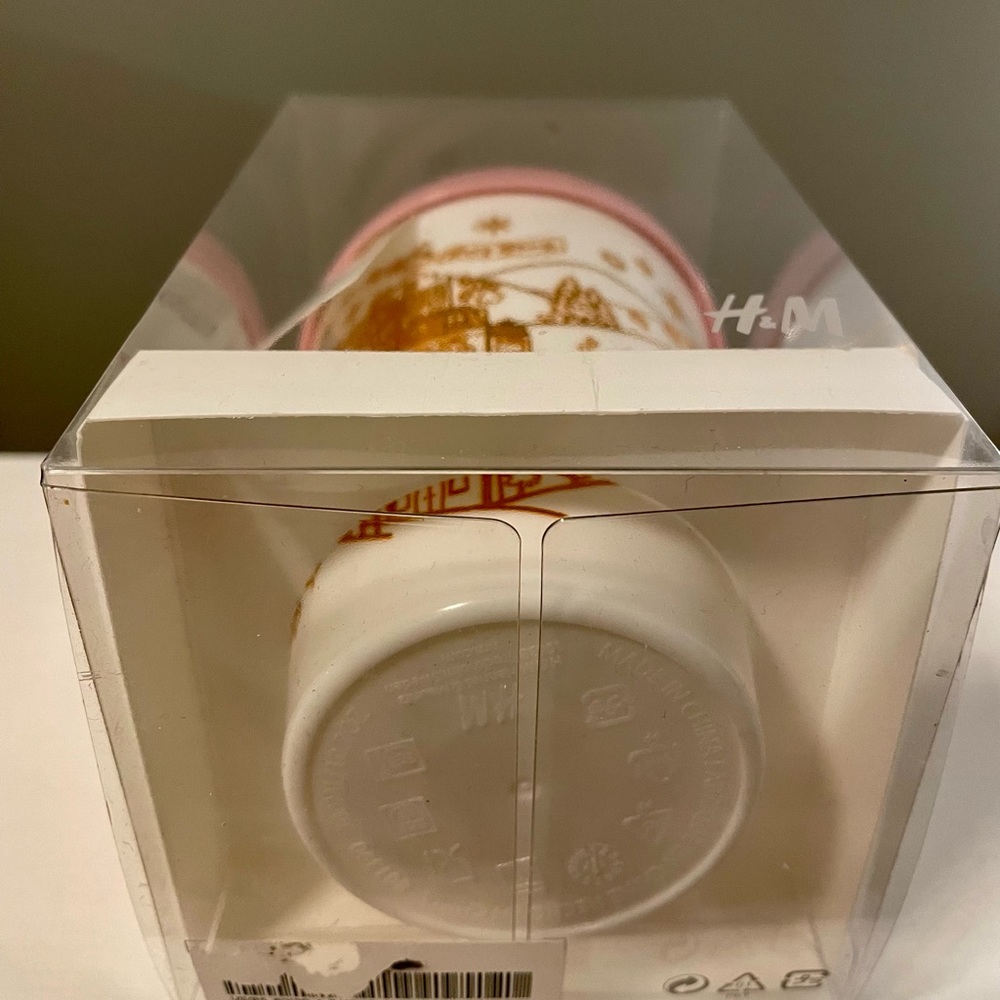 H&M Plastic Pink, Cream, and Gold Cup OS NWT - Picture 6 of 6